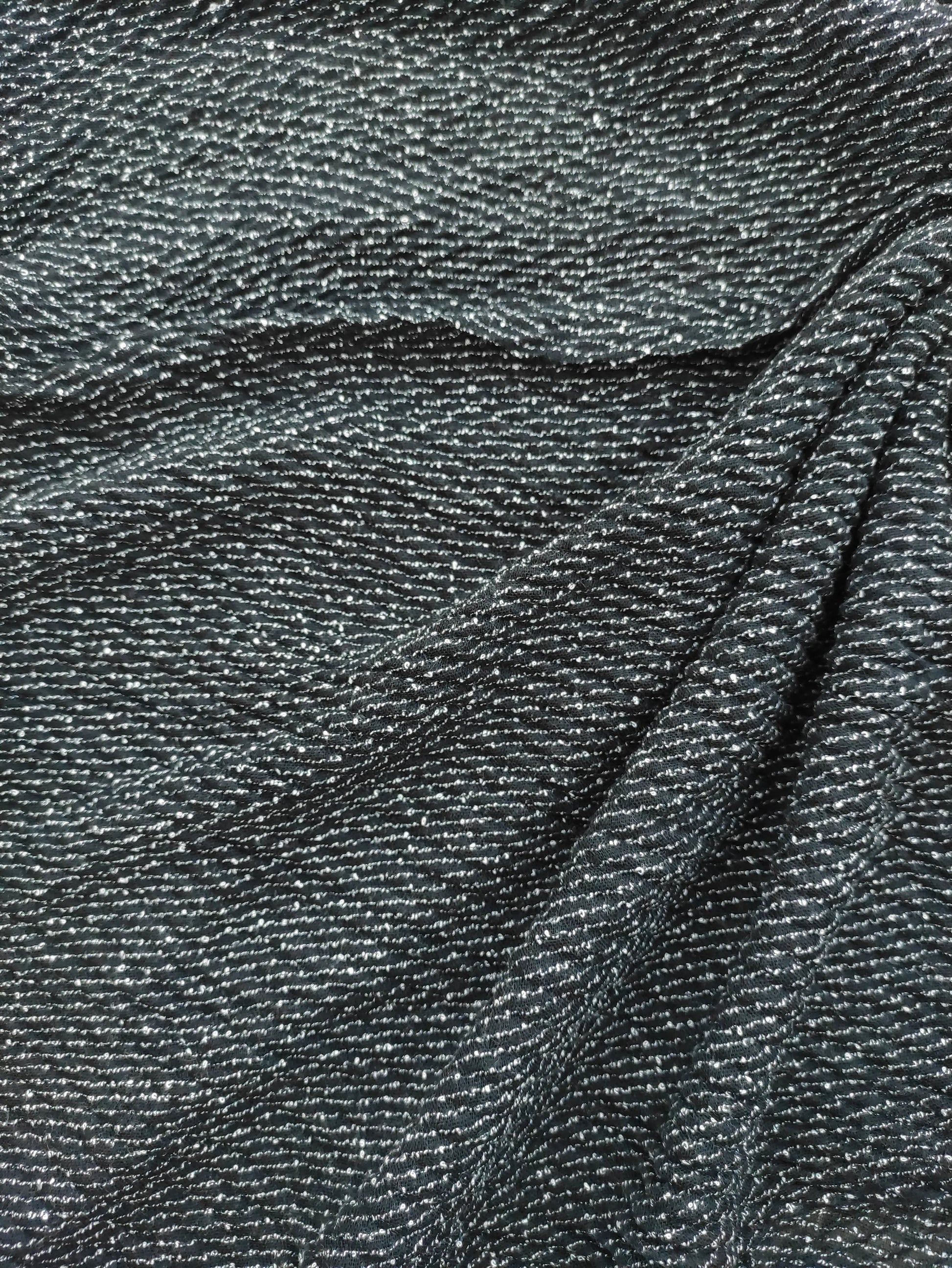 Grey and white - Crimps Hijab