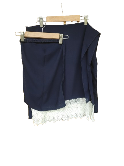 Dark Blue Lace Créme Hijab